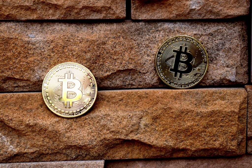 Bitcoin Holds $70,000 Despite Mixed Demand Signals